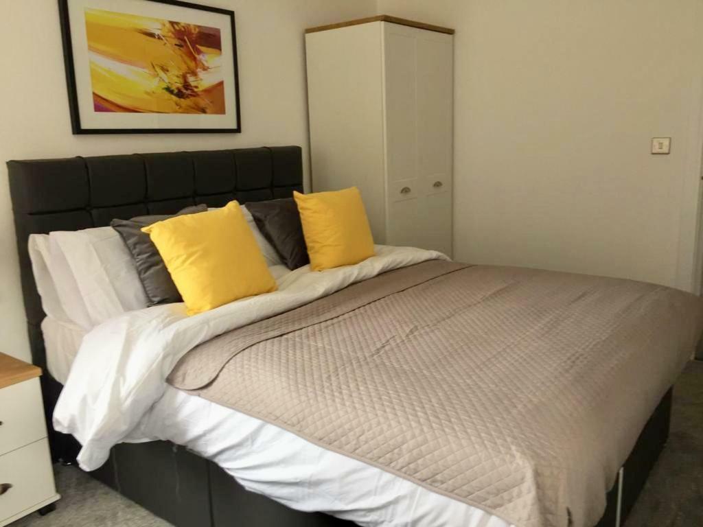 Impressive Newly Built Apartment Conwy Exterior foto